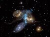 2.8亿光年外四星系碰撞